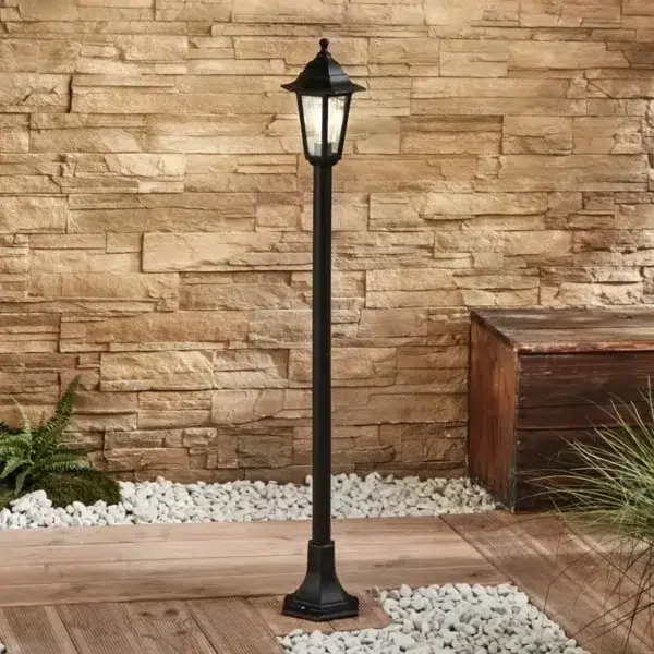Záhradná lampa